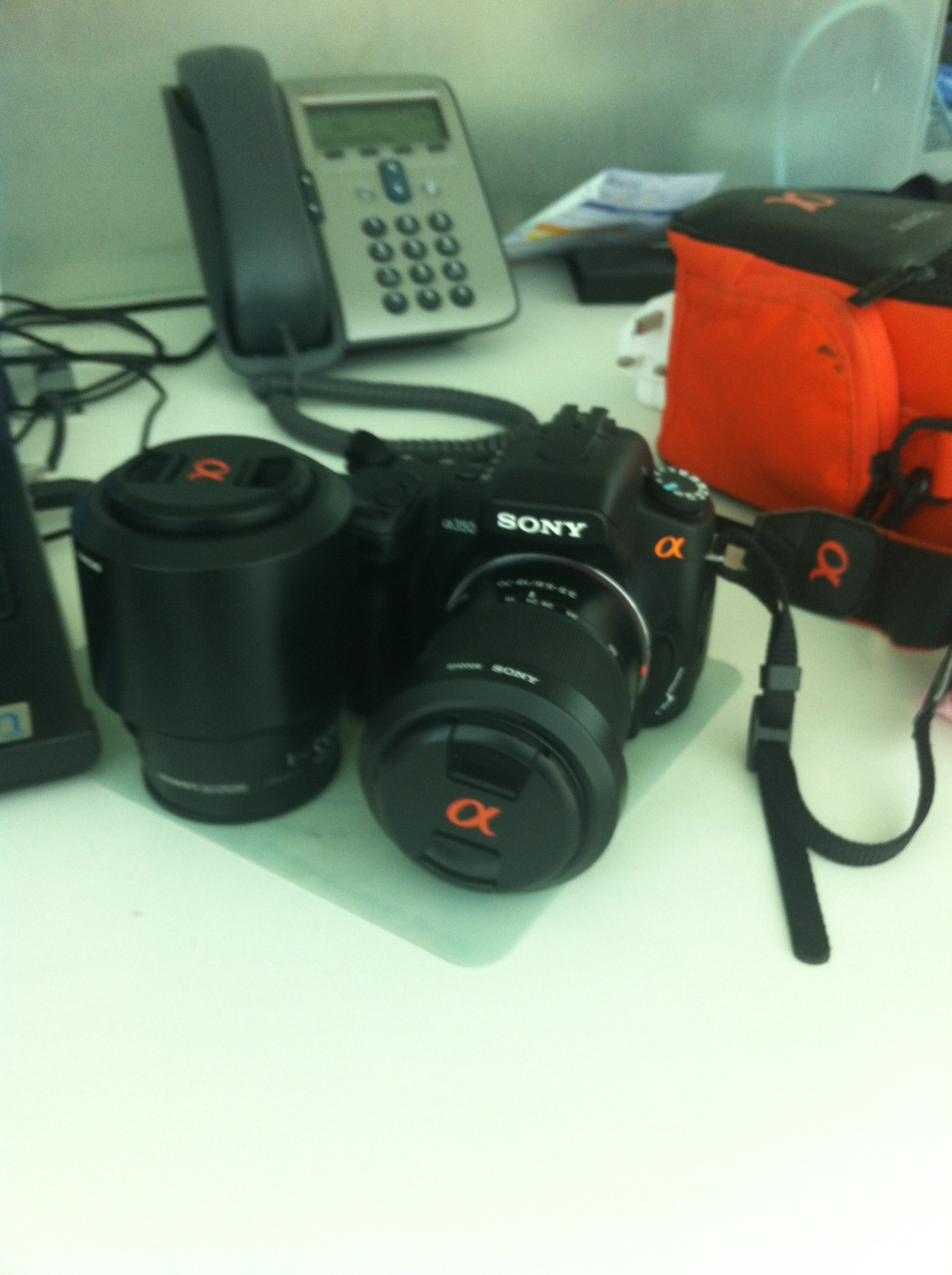 Sony Alpha 350 DSLR with 2 lenses large image 0