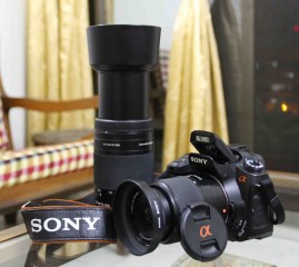 Sony A200 DSLR Camera with 18-70mm and 75-300mm Macro lens