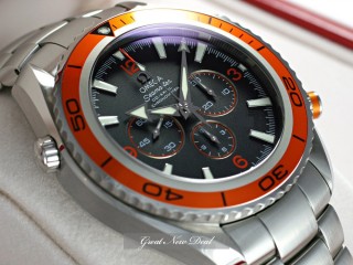 Omega Seamaster Planet Ocean Chronograph with box warranty