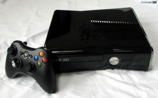 BRAND NEW Xbox 360 console black with Mode 4 months used