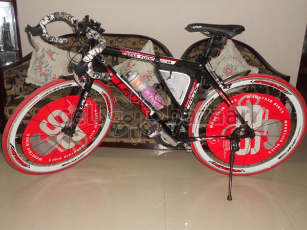 Urgent Sale Fully new Laux racing bicycle  large image 0