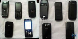 Selling 5 cell phone.