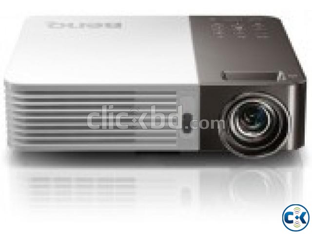BenQ GP10 Ultra-Lite LED DLP Projector with HDMI USB large image 0