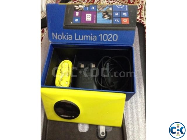 Brand New Nokia Lumia 1020 UK large image 0