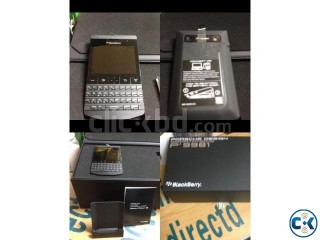 BlackBerry P 9981 BLACK