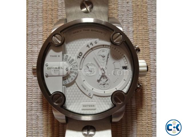 New white Original Chronograph Diesel watch from Germany large image 0