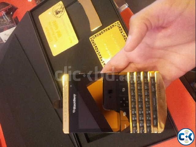 Bb porsche design with Arabic keyboard and Vip pin 500 usd large image 0