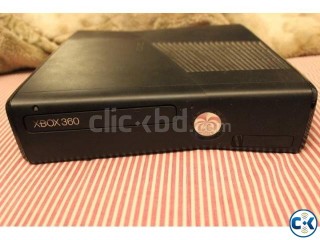 Xbox 360 Slim - 4GB LT3 Modded 