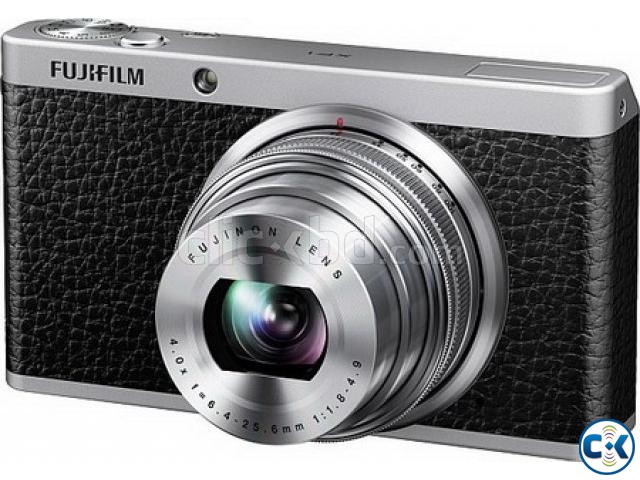 Fujifilm XF-112MP Digital Camera with 3-Inch LCD large image 0