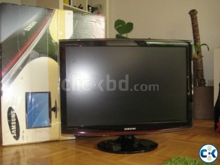 Samsung T260 26 LCD Monitor