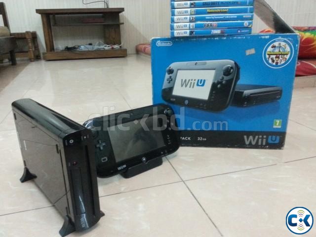 gaming console nintendo wii u with free games large image 0