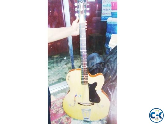 Gibson guitar large image 0