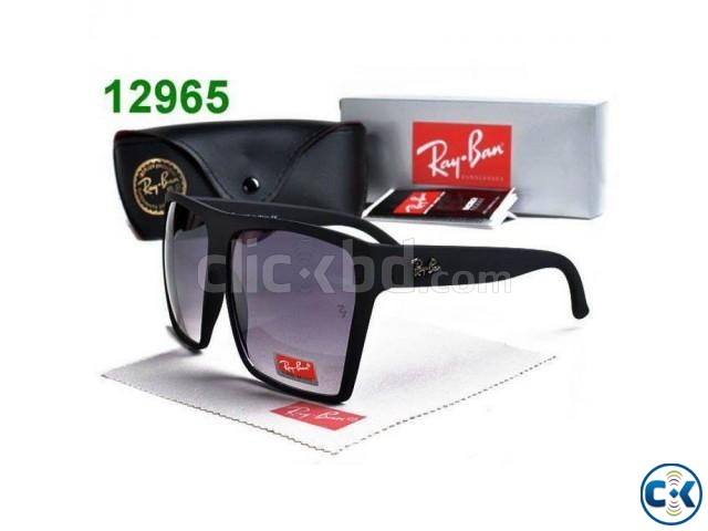 Ray Ban Black Men s Sunglasses E57 large image 0