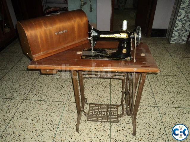 Singer Sewing Machine SOLD - CLICK TO VIEW OTHER ITEMS large image 0