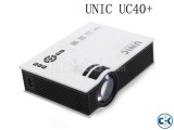 UNIC LED UC 40 Projector