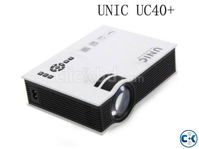 UNIC LED UC 40 Projector large image 0