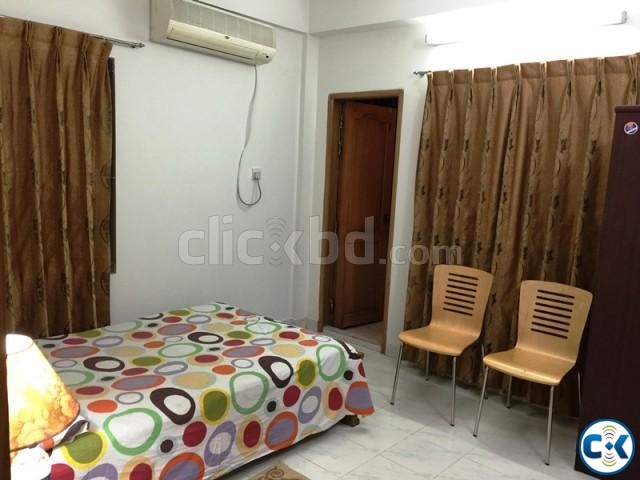 2200Sft. 3 Bed Room fully furnished flat for rent at Banani | ClickBD large image 0