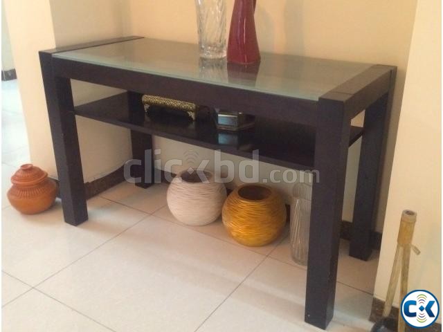 Temperd Glass top display table from AUS large image 0