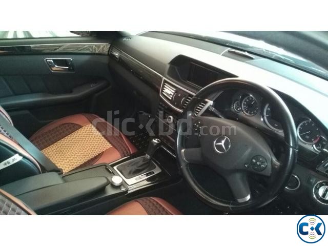 Mercedes Benz E 220 CDI large image 0
