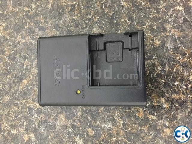 Sony BATTERY CHARGER BC-CSD  large image 0