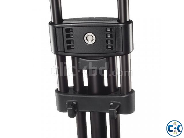Libec LX7 Tripod With Pan and Fluid Head and Floor Spreader large image 0