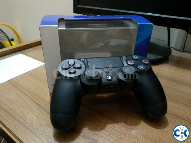 PlayStation 4 Dual Shock Wireless Controller Jet Black v2 large image 0
