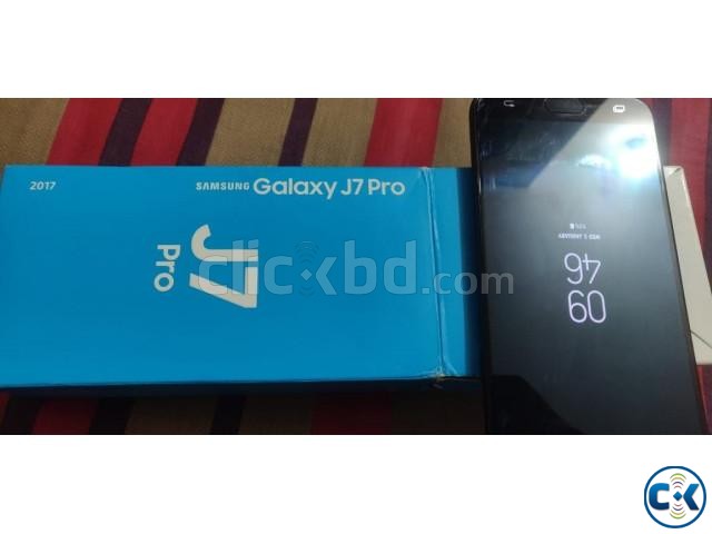 Samsung Galaxy J7 Pro Used  large image 0