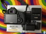 Canon 5D mark iii with 2 lens and original box