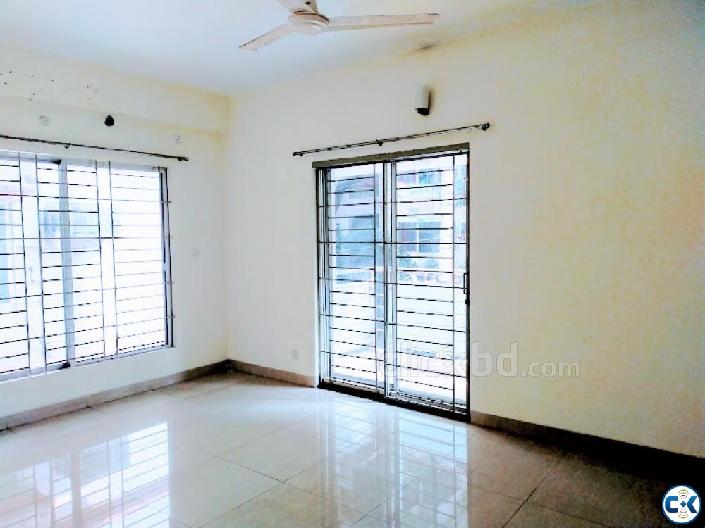 Exclusive Apartment For Rent Banani large image 0
