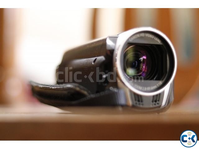 Canon Legria HF R306 Full HD Video Camera large image 0