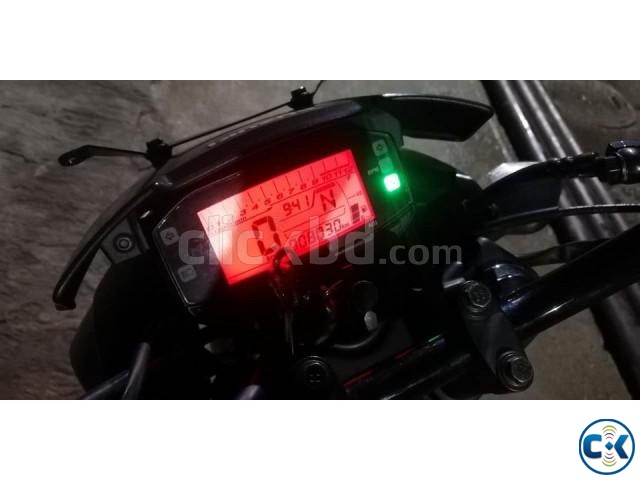 GIXXER-2019 SD 8000km almost new model 2016. large image 0