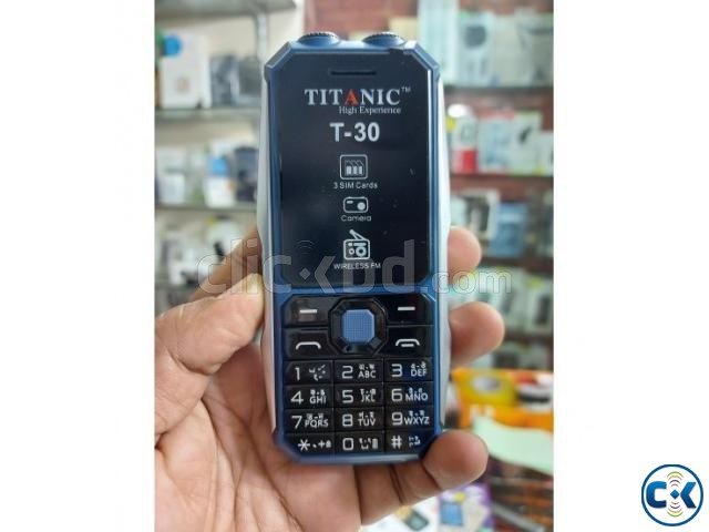 Titanic T30 3sim Phone 3000mAh With Warranty large image 0