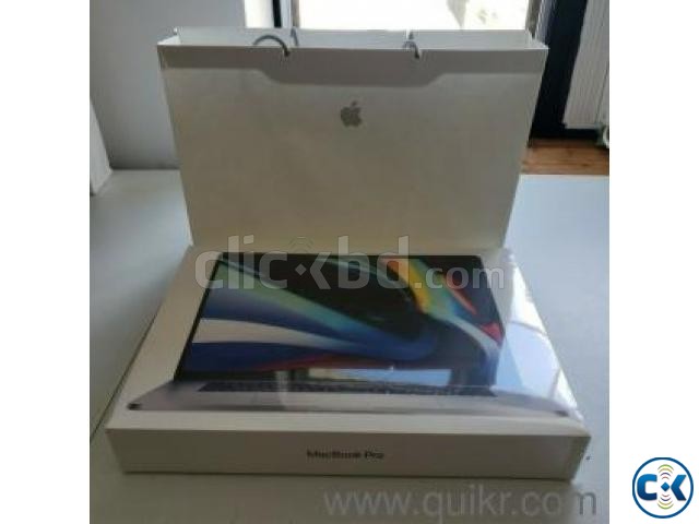 Apple Macbook Pro 15 inch core i7 model 2019 large image 0