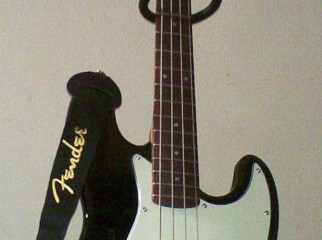 fender jazz bass by squier 4 string urgent sale