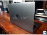 Apple MacBook Pro A1989 13.3 inch 256 GB Intel Core i5 8th