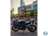 Yamaha R15 Motorbike