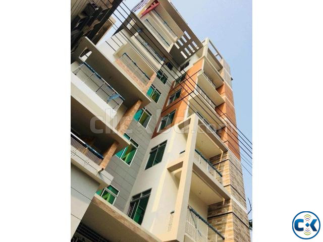 Two Bedroom apartment for rent at Bashundhara R A | ClickBD large image 4