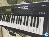 Korg Kross2 61 Keys Synthesizer Keyboard