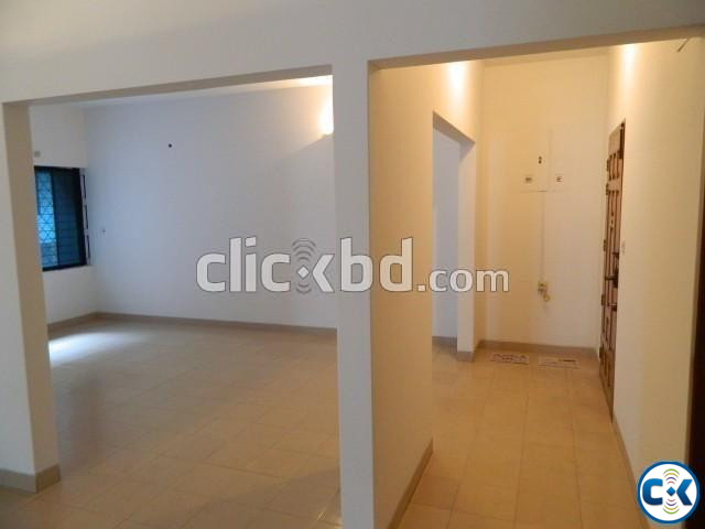 3 Bed Flat for Rent around Road 3A Dhanmandi | ClickBD large image 3