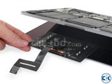 MacBook Pro 13 Touch Bar Late 2016 Trackpad Replacement
