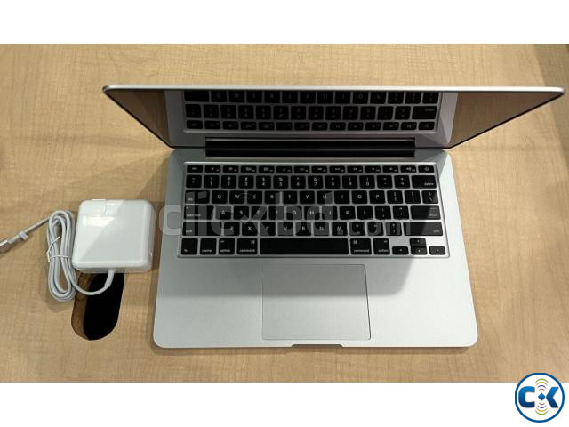 MacBook Pro Retina 2.6GHz Core i5 8GB RAM256GB SSD | ClickBD large image 0
