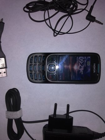 New Nokia 6303i 2GB Original Card Blank Warranty large image 0