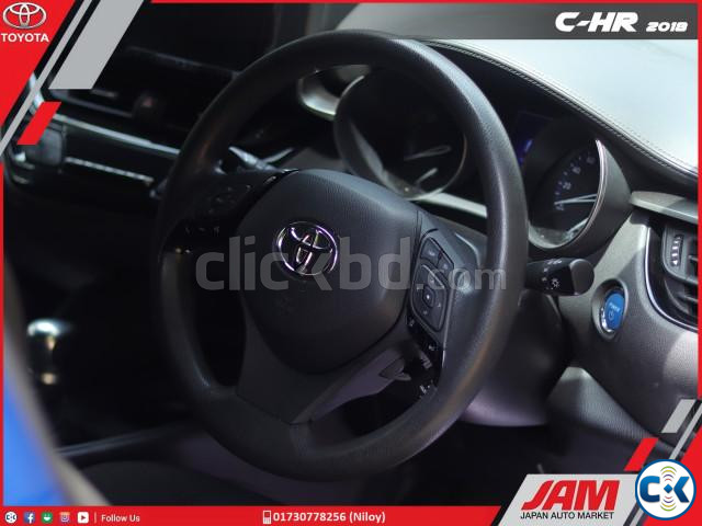 Toyota CH-R 2018 S package large image 4