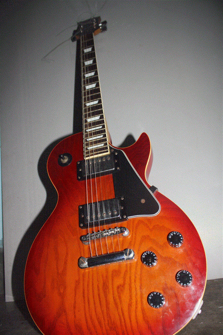 An electric guitar for sell Les Paul Wooden red  large image 0