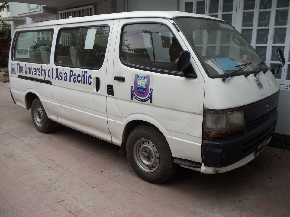 12 Seater HIACE micobus for sale large image 0