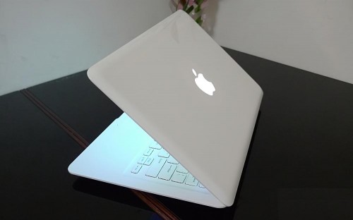 Original Apple Macbook Pros Air and brand new large image 0
