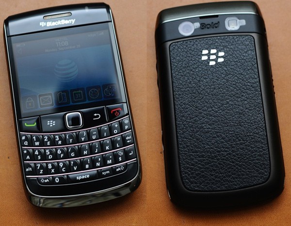 Blackberry Bold 9000 with acces-- 300 large image 1