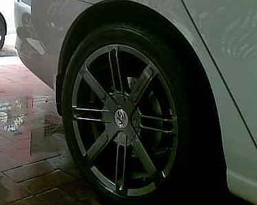 17 inches Rims with tyres large image 0