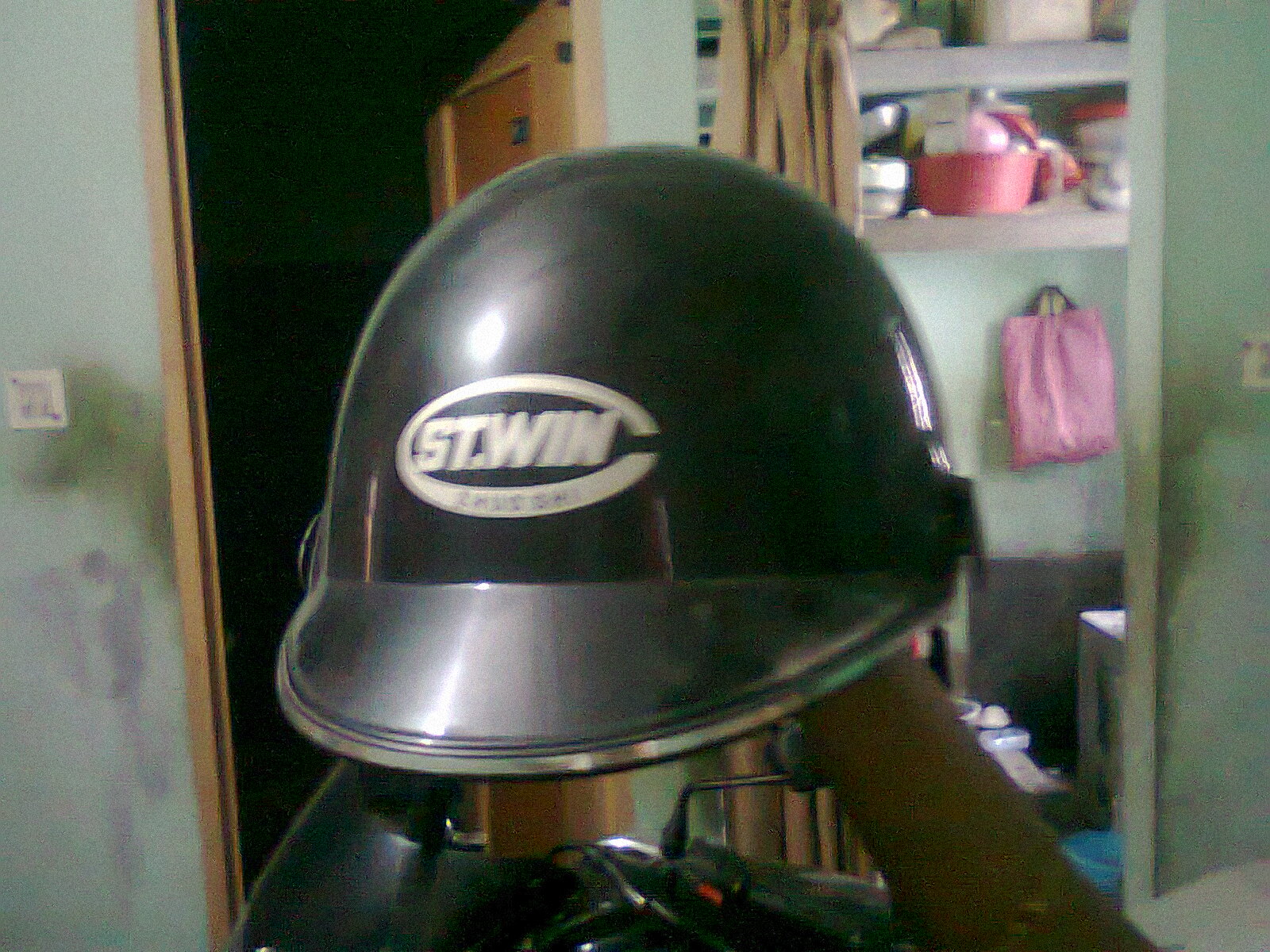 used helmet large image 1