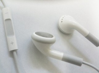 Apple controller headphones for iphone